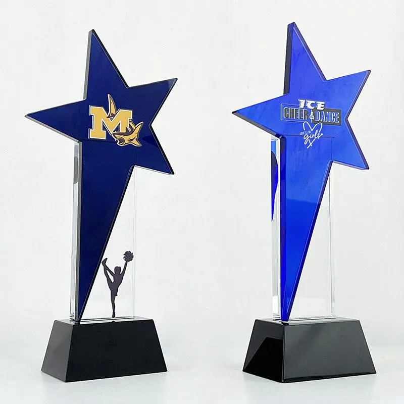 Cúp pha lê mã 025