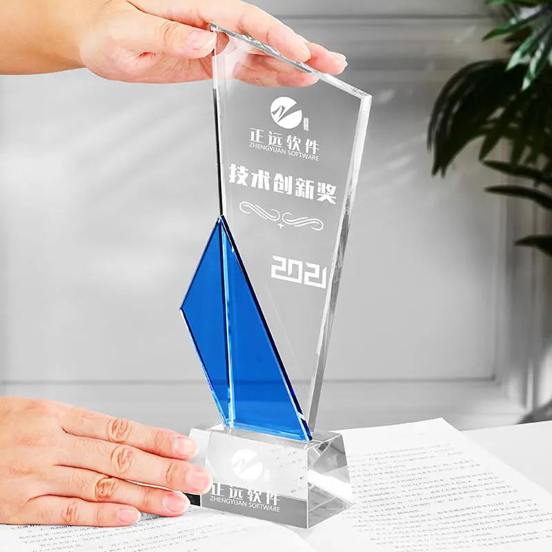 Cúp pha lê miếng nhọn nhỏ mầu tràm mã 028