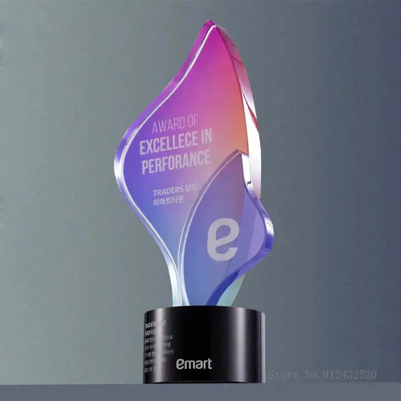 Cúp pha lê mã 040