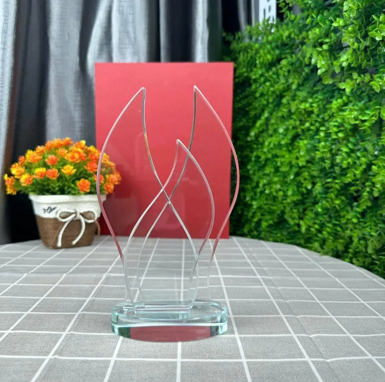 Cúp pha lê 3 ngọn lửa - chúc mừng tập thể đoàn kết mã 142